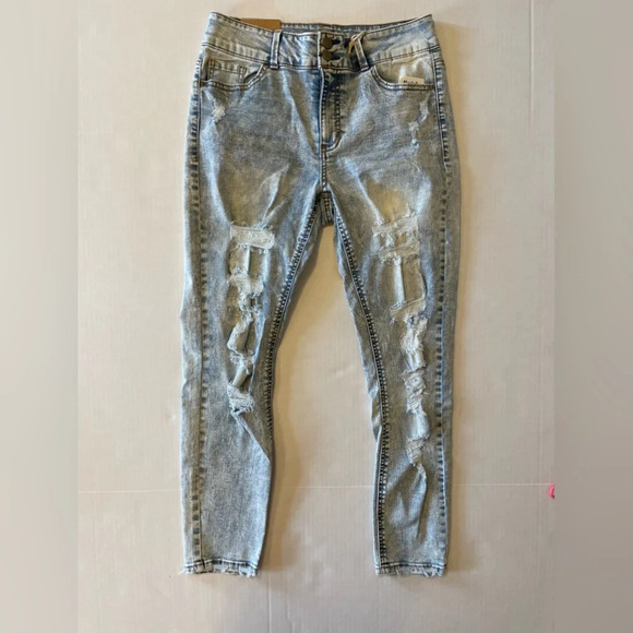 Vanilla Star mid rise skinny distressed jeans size 11 NWT - Picture 4 of 6